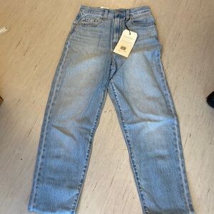 Levi’s high loose taper